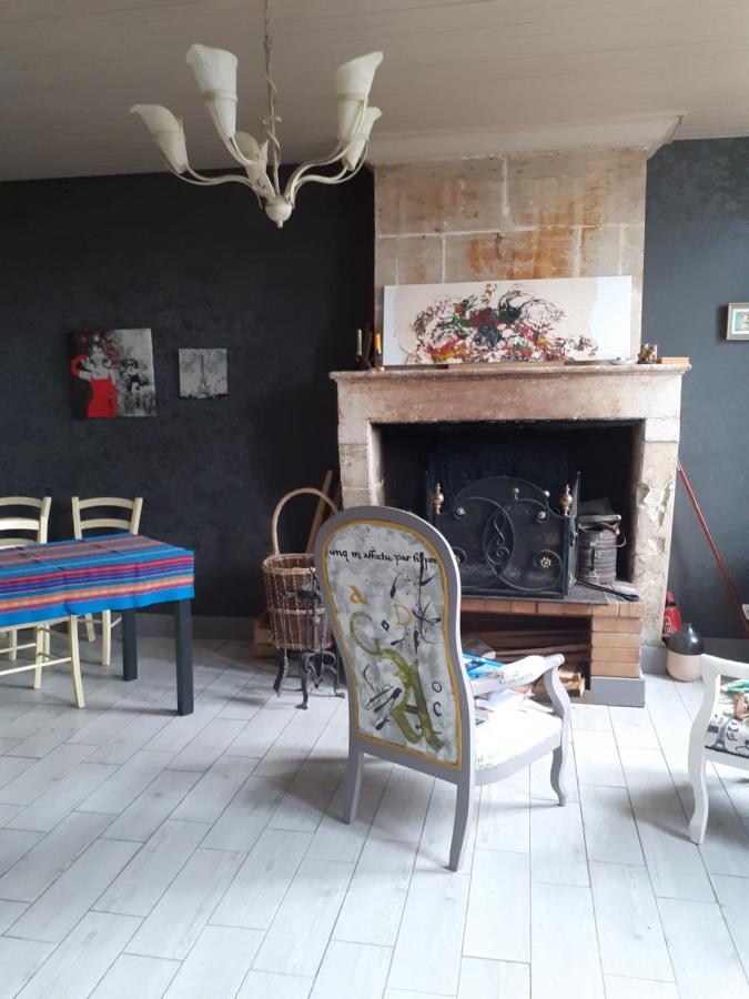 Vignesarichard Bed & Breakfast Chevanceaux Bagian luar foto