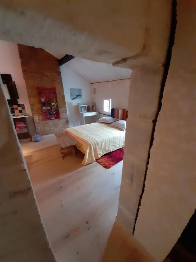 Vignesarichard Bed & Breakfast Chevanceaux Bagian luar foto